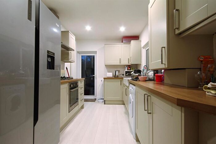 6 Bedroom Maisonette To Rent In Goldspink Lane, Sandyford, NE2