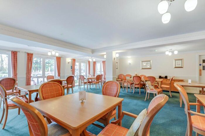 1 Bedroom Retirement Property To Rent In Oyster Lane, Byfleet, West Byfleet, KT14
