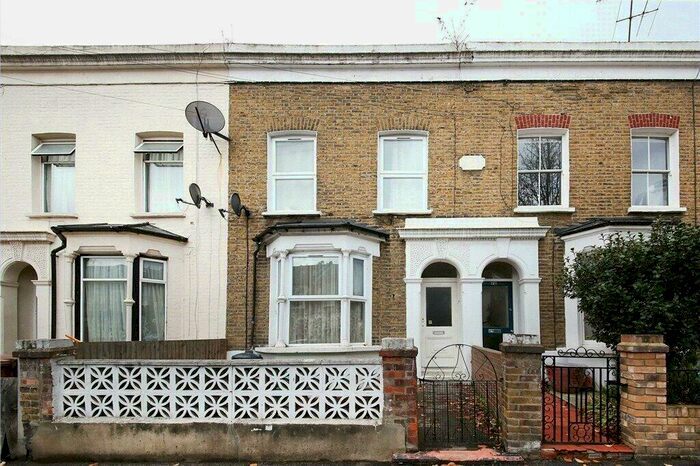 4 Bedroom Terraced House To Rent In Glyn Road, Hackney, London, E5