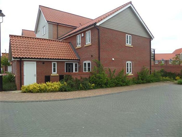 2 Bedroom Semi-Detached House To Rent In The Quays, Burton Waters, Lincoln, LN1
