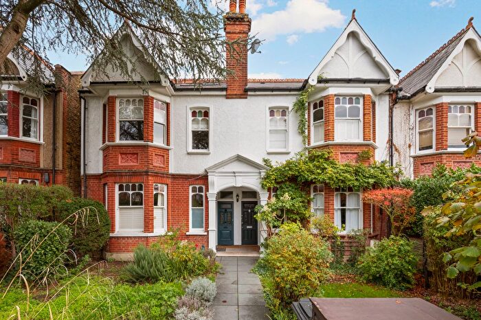 2 Bedroom Maisonette For Sale In Durham Road, West Wimbledon, SW20