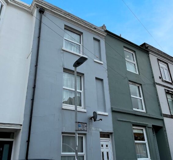 3 Bedroom Terraced House To Rent In Brook Street, Hastings, TN34