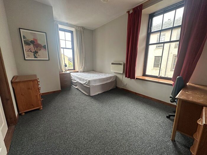4 Bedroom Flat To Rent In Taylors Lane, Dundee, DD2