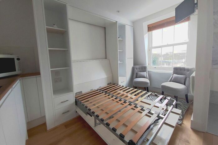 1 Bedroom Studio To Rent In Coleherne Road, London, SW10