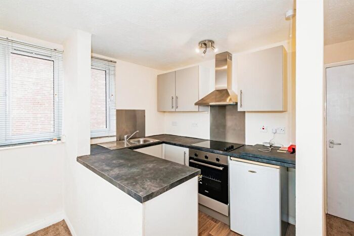 1 Bedroom Apartment For Sale In Rowlands Road, Worthing, BN11