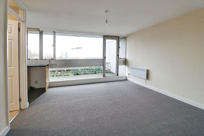 1 Bedroom Flat To Rent In Chichester Road, Southend On Sea, SS1