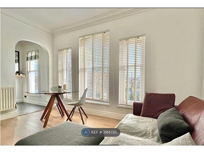 1 Bedroom Flat To Rent In Loughborough Road, London, SW9