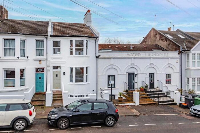 3 Bedroom House For Sale In Robertson Road, Brighton, BN1