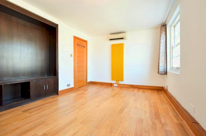 3 Bedroom Flat To Rent In Upper Montagu Street, London, W1H