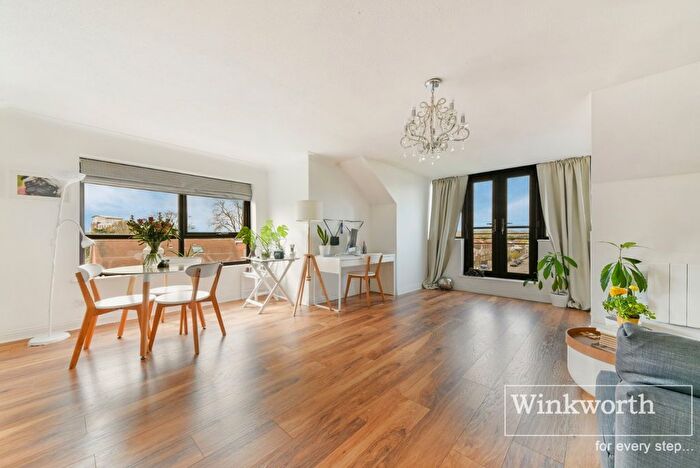 1 Bedroom Flat For Sale In Croydon Road, Beckenham, BR3