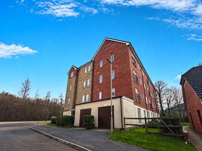 1 Bedroom Flat For Sale In Skippetts Gardens, Basingstoke, Hampshire, RG21