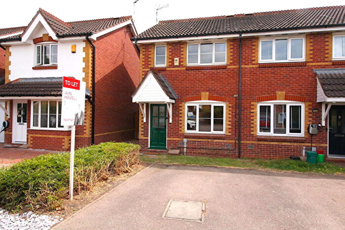 2 Bedroom Semi-Detached House To Rent In Bronte Close, CV21