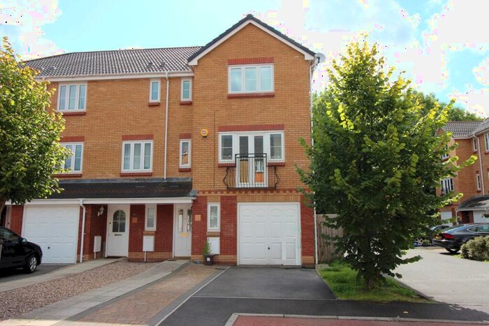 4 Bedroom Detached House To Rent In Wyncliffe Gardens, Pentwyn, Cardiff, CF23