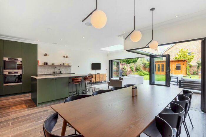 5 Bedroom Detached House To Rent In Palace Road, East Molesey, KT8