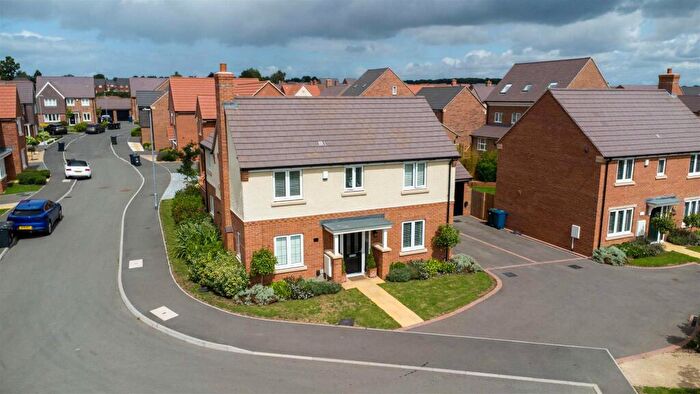 4 Bedroom Detached House For Sale In Nowell Close, Radcliffe On Trent, NG12