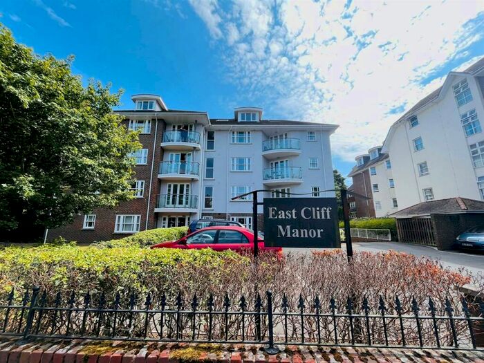 2 Bedroom Flat To Rent In East Cliff Manor, Bournemouth, Dorset, BH1