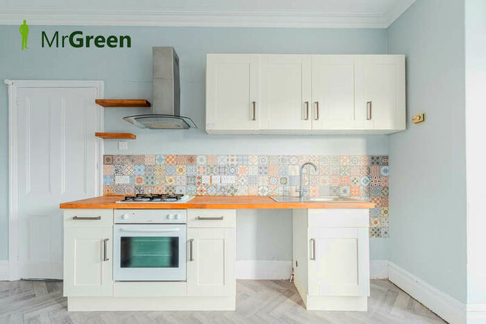 2 Bedroom Flat To Rent In Hamilton Road, Bournemouth, BH1