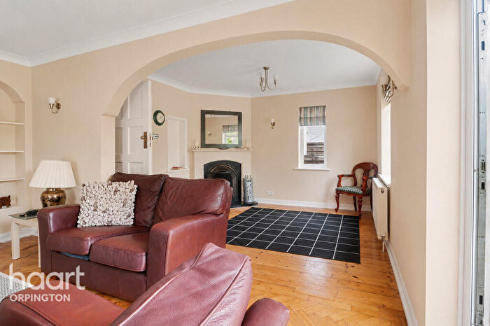 5 Bedroom Detached House For Sale In Mottingham Road, London, SE9