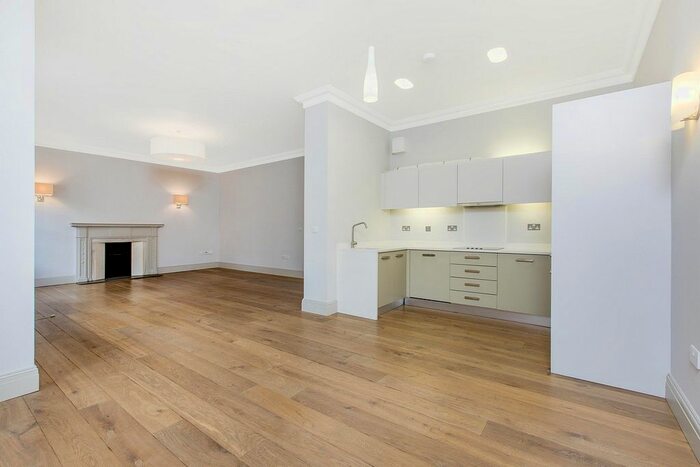 1 Bedroom Flat To Rent In Devonshire Street, Marylebone, London, W1W