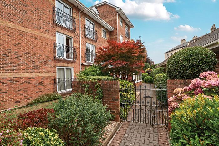 2 Bedroom Flat For Sale In Beech Court, Tower Street, TA1