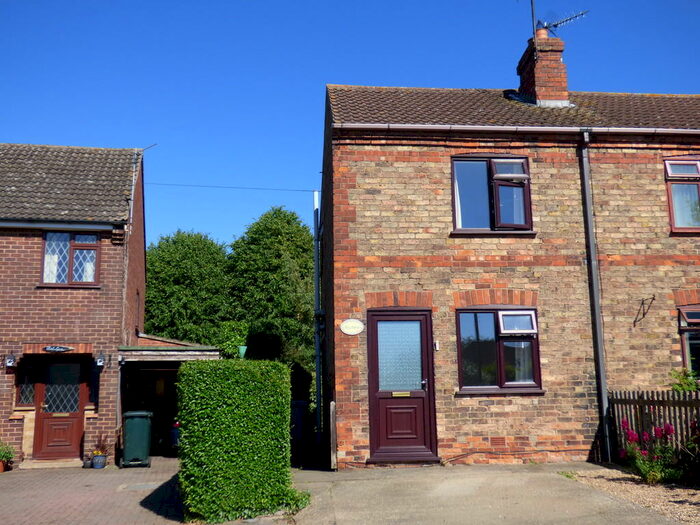 2 Bedroom Semi-Detached House To Rent In Allenby Crescent, Fotherby, LN11