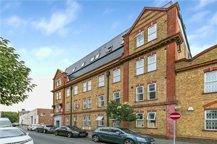 1 Bedroom Flat To Rent In Warple Way, London, W3