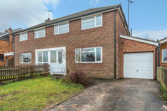 4 Bedroom Semi-Detached House To Rent In Vernham Road, Winchester, SO22