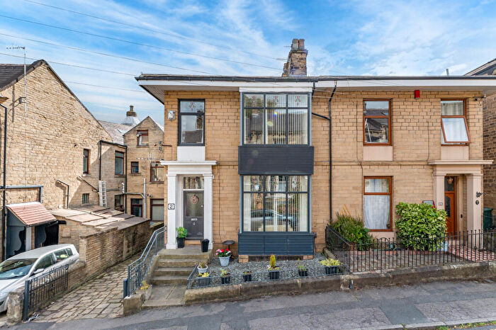 4 Bedroom Semi-Detached House For Sale In Cross Banks, Shipley, West Yorkshire, BD18
