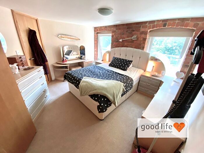 2 Bedroom Flat For Sale In Chandlers Road, Roker, Sunderland, SR6
