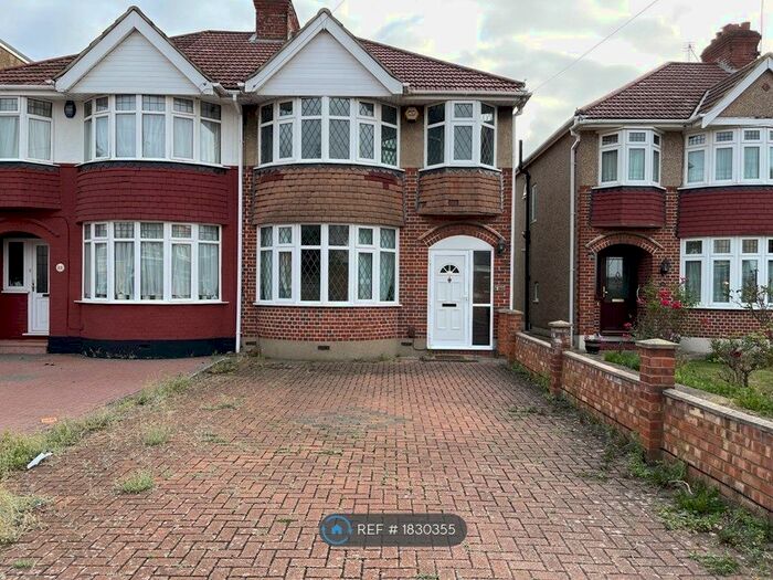 3 Bedroom Semi-Detached House To Rent In Bowness Drive, Hounslow, TW4