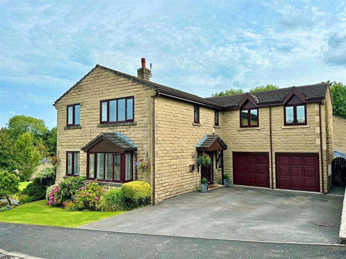 5 Bedroom Detached House For Sale In Stoneheads Rise, Whaley Bridge, High Peak, SK23