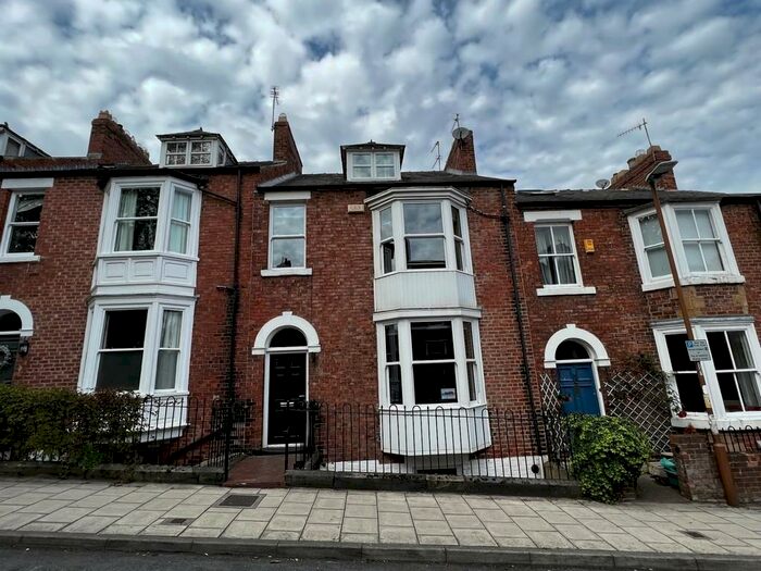 6 Bedroom Terraced House To Rent In The Avenue, Durham City, DH1