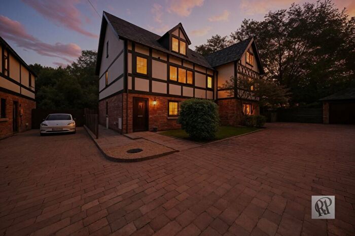4 Bedroom Semi-Detached House For Sale In Bridge Lane, Bramhall, SK7