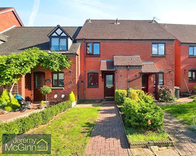2 Bedroom Mews For Sale In New Street, Stratford-Upon-Avon, CV37