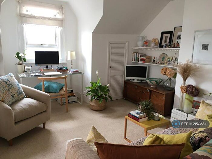 1 Bedroom Flat To Rent In Ormeley Road, London, SW12