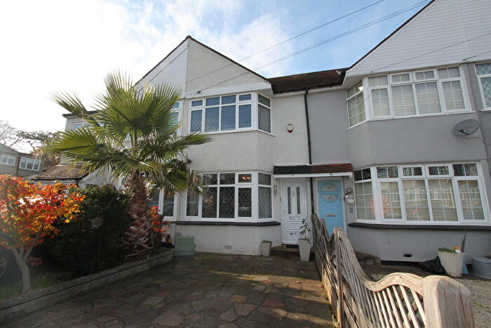 2 Bedroom Terraced House To Rent In Crofton Avenue, Bexley, DA5