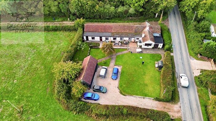 5 Bedroom Detached Bungalow For Sale In Bethersden Road, Woodchurch, Ashford, Kent, TN26