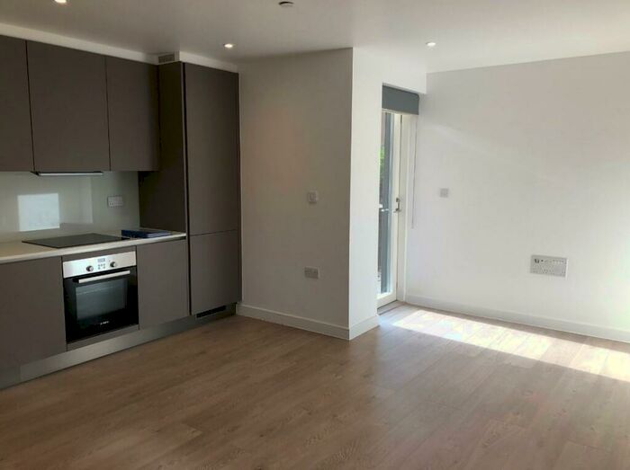 1 Bedroom Apartment To Rent In Churchwood Gardens, Forest Hill, London, SE23