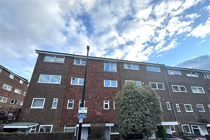 4 Bedroom Property To Rent In Capstan Square, London, E14