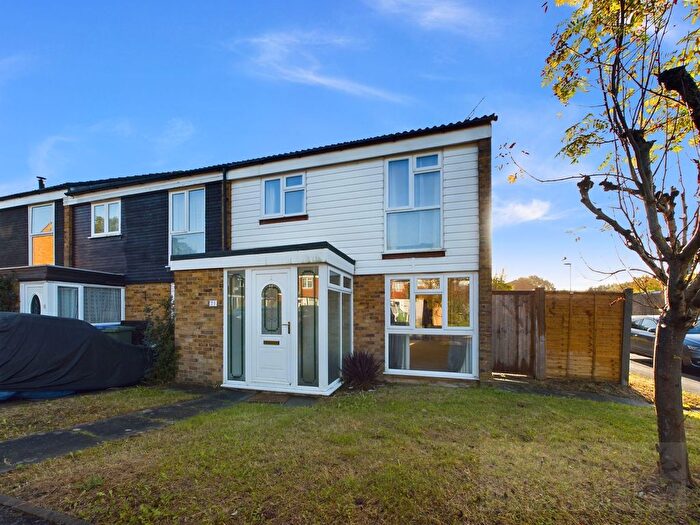 3 Bedroom Property To Rent In Thelton Avenue, Broadbridge Heath, RH12