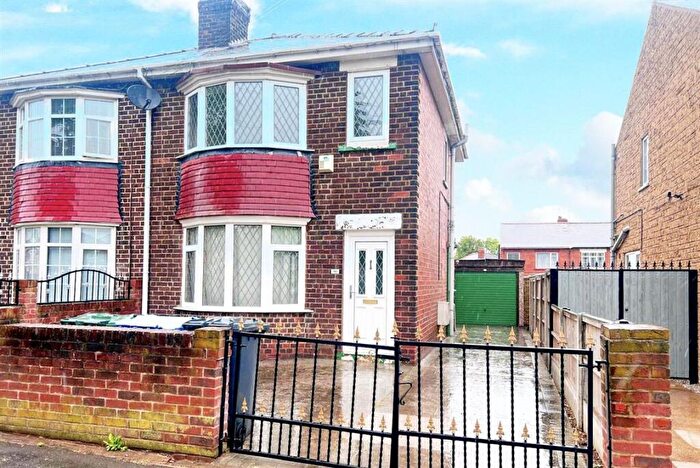 3 Bedroom House To Rent In Westerdale Road, Doncaster, DN5
