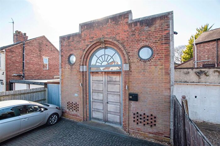 2 Bedroom Detached House To Rent In Eastfield Road, Wellingborough, NN8