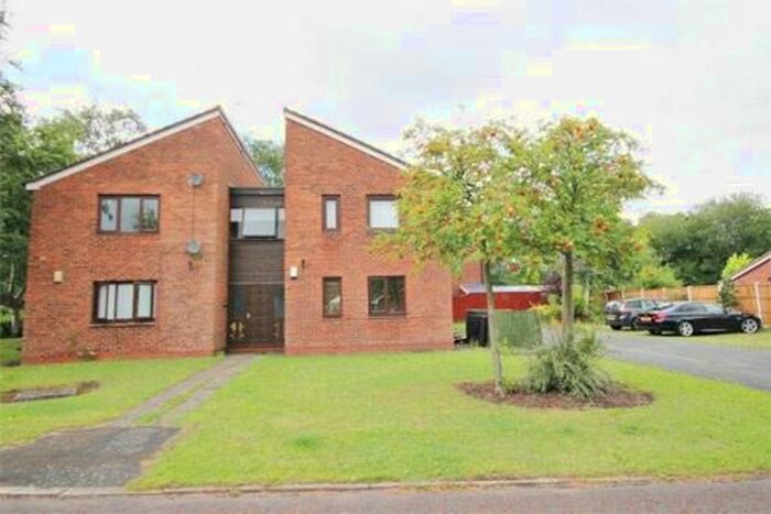 Studio To Rent In Daniel Close, Birchwood, Warrington, Cheshire, WA3