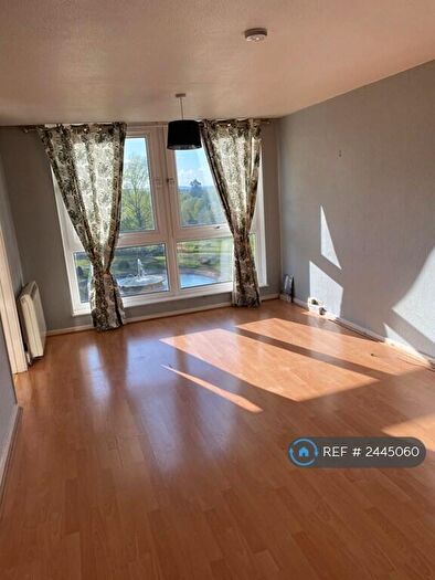 2 Bedroom Flat To Rent In Milton Mount, Crawley, RH10
