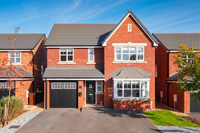 4 Bedroom Detached House For Sale In Sandpiper Way, Cottam, Preston, PR4