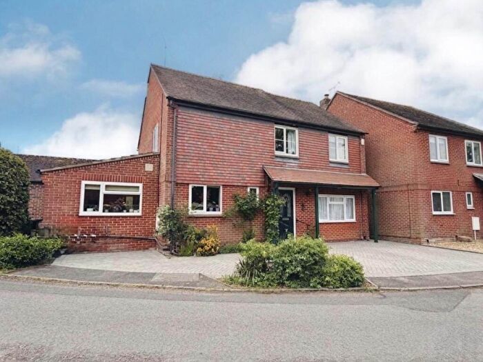 5 Bedroom Detached House For Sale In Horseshoes Lane, Benson, OX10