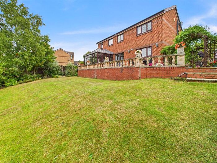 4 Bedroom Detached House For Sale In Bull Pasture, South Cave, HU15