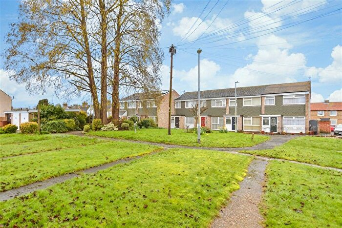 Studio For Sale In Sommerville Close, Faversham, Kent, ME13