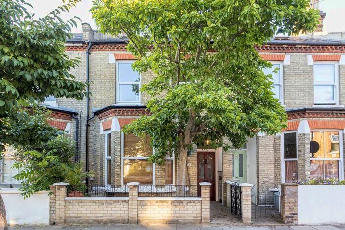 4 Bedroom Property To Rent In Berestede Road, London, W6