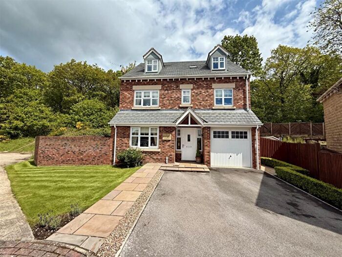 5 Bedroom Detached House For Sale In Woodlands Court, Woolley Grange, Barnsley, S75